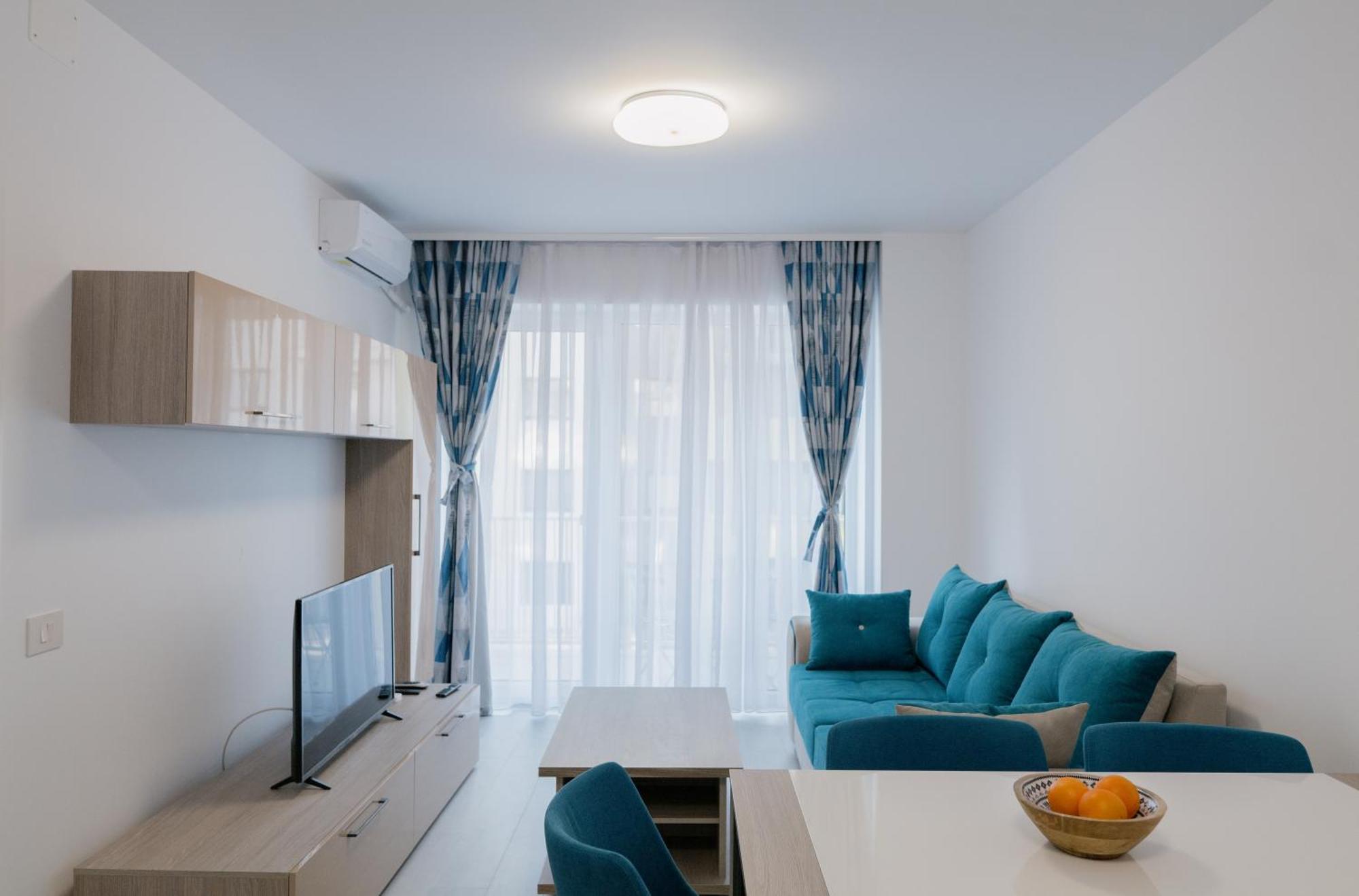 Royal Blue Property Oradea Dış mekan fotoğraf